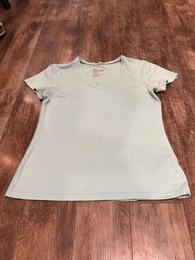 Nike Women's Pale Aqua V-Neck Short Sleeve Tee